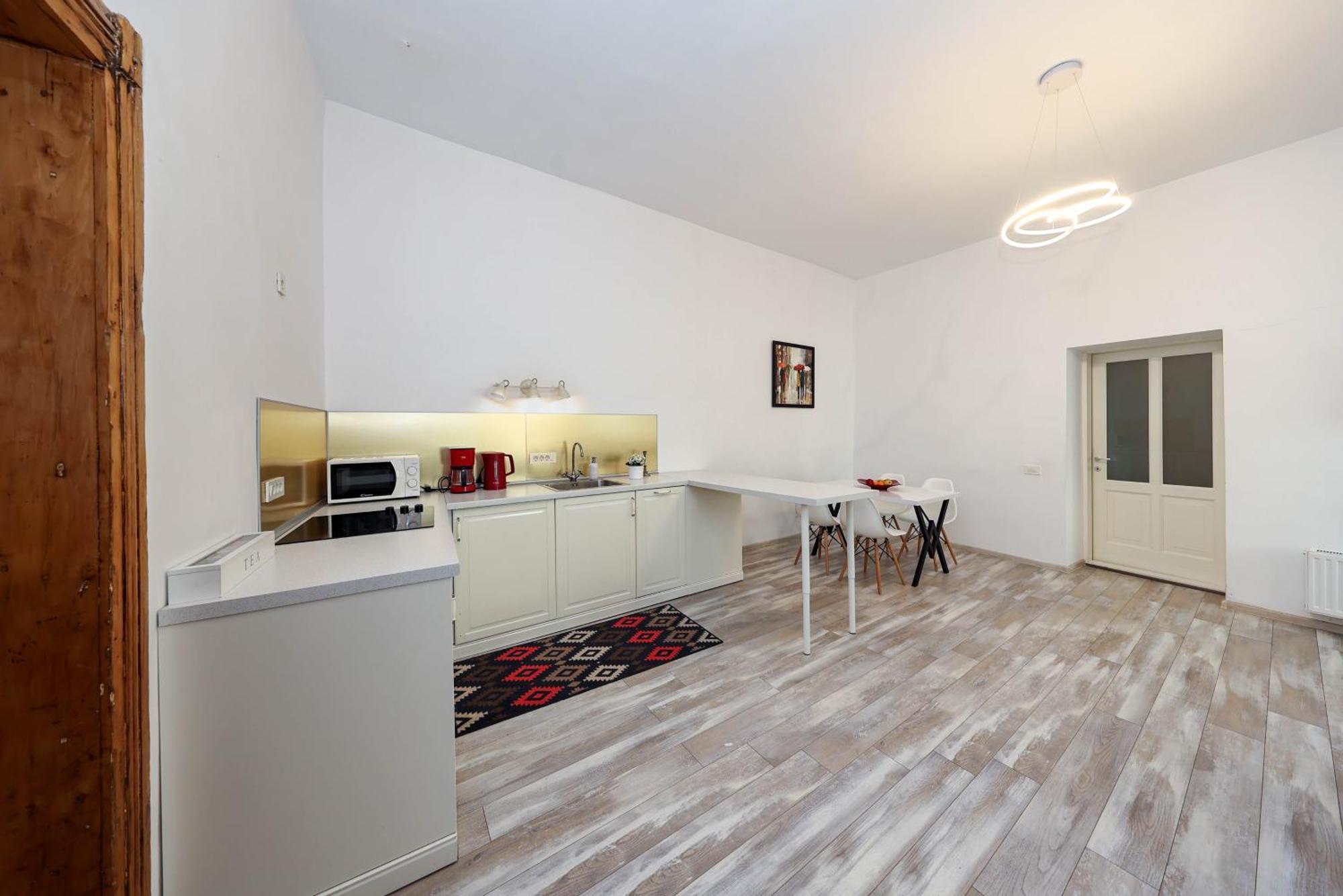 Hirscher Apartments Брашов Номер фото