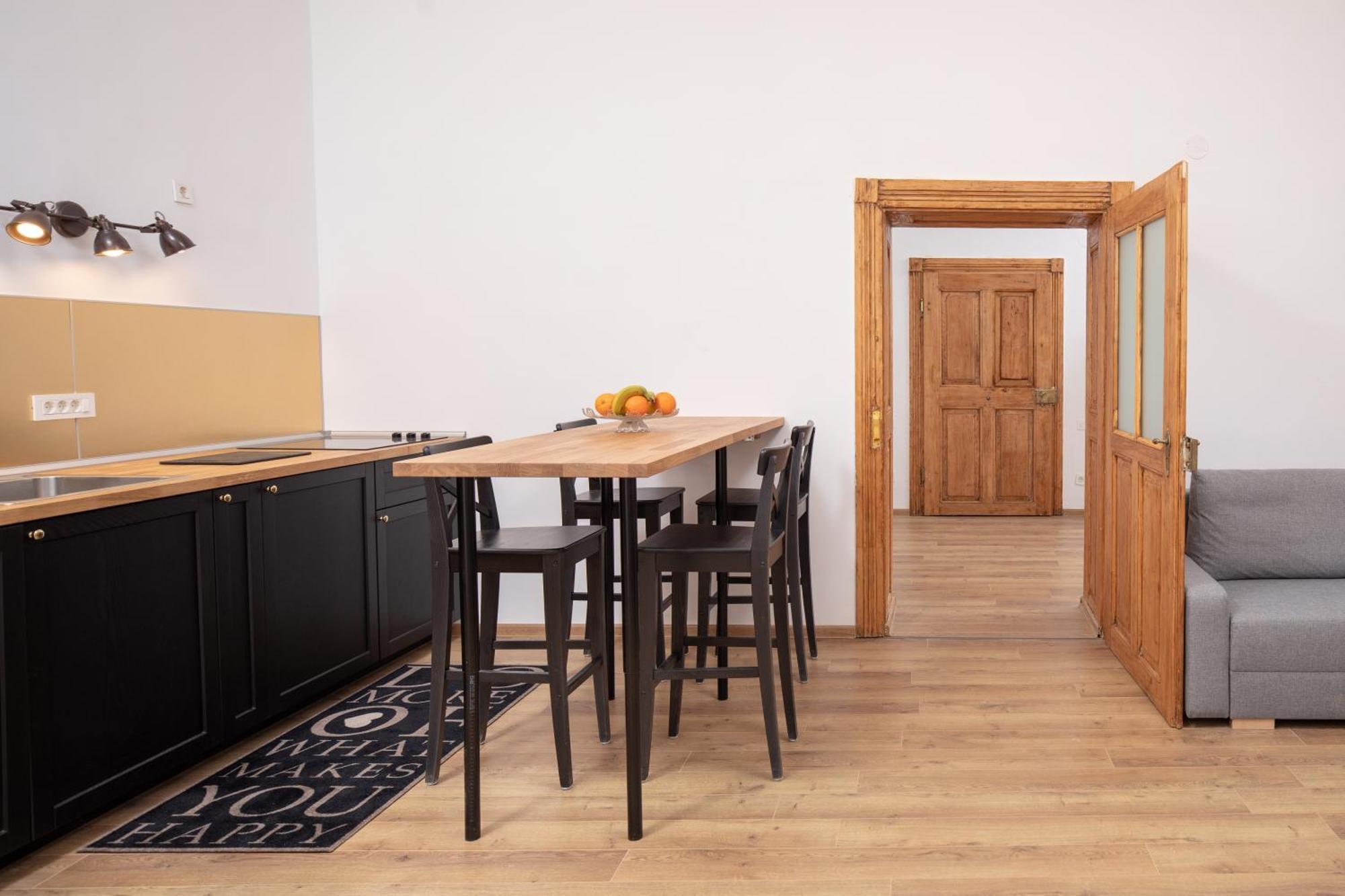 Hirscher Apartments Брашов Экстерьер фото