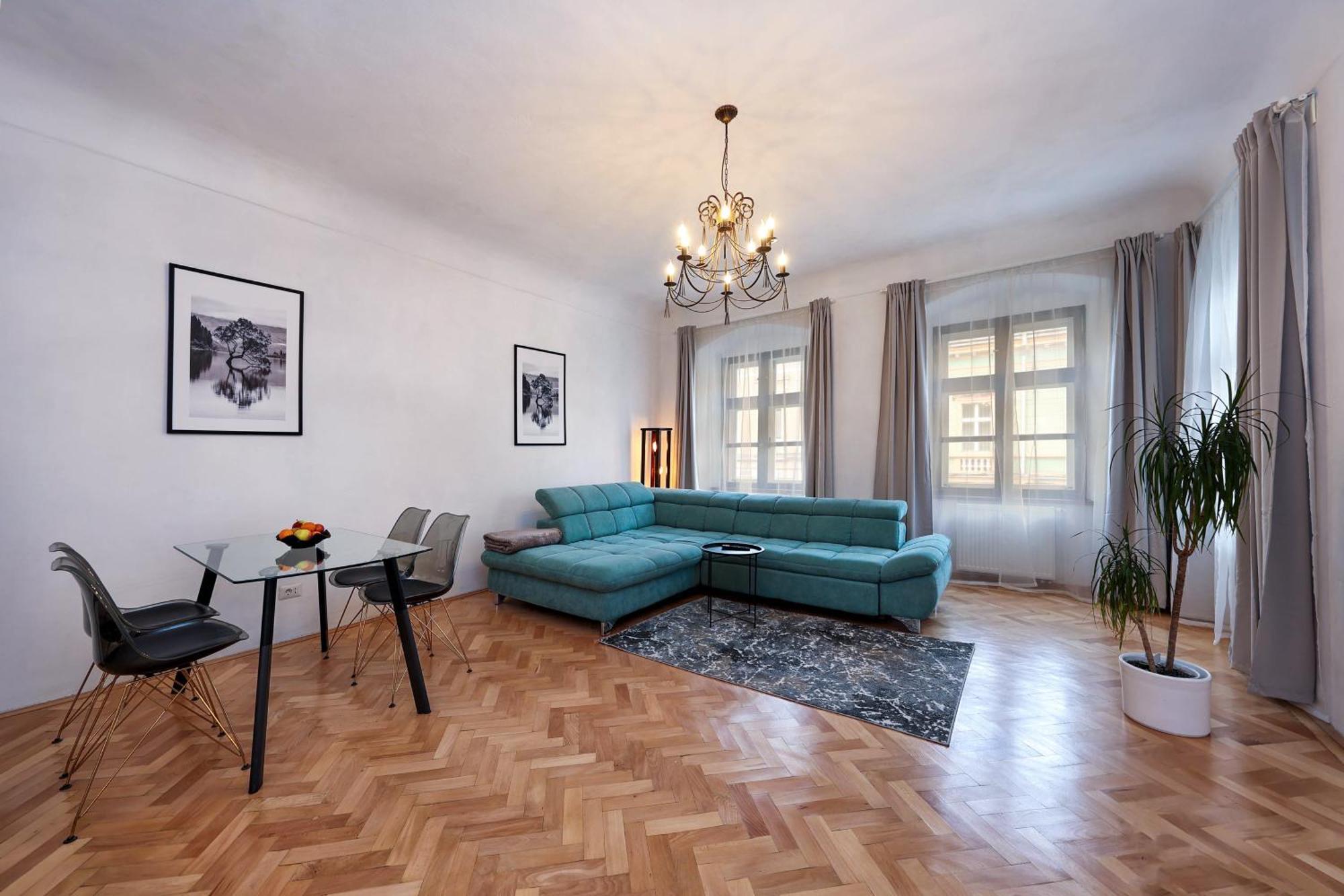 Hirscher Apartments Брашов Экстерьер фото