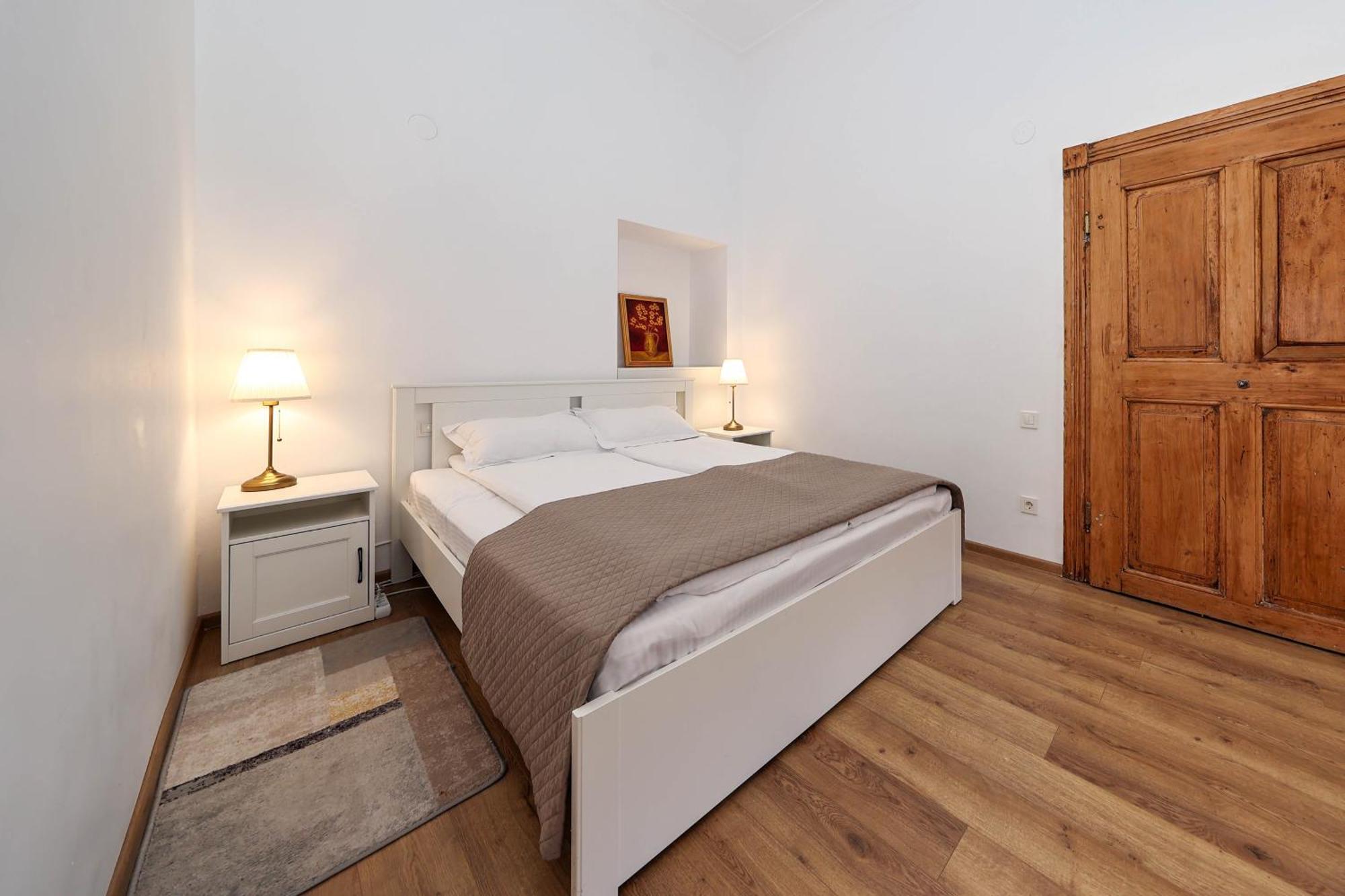 Hirscher Apartments Брашов Экстерьер фото